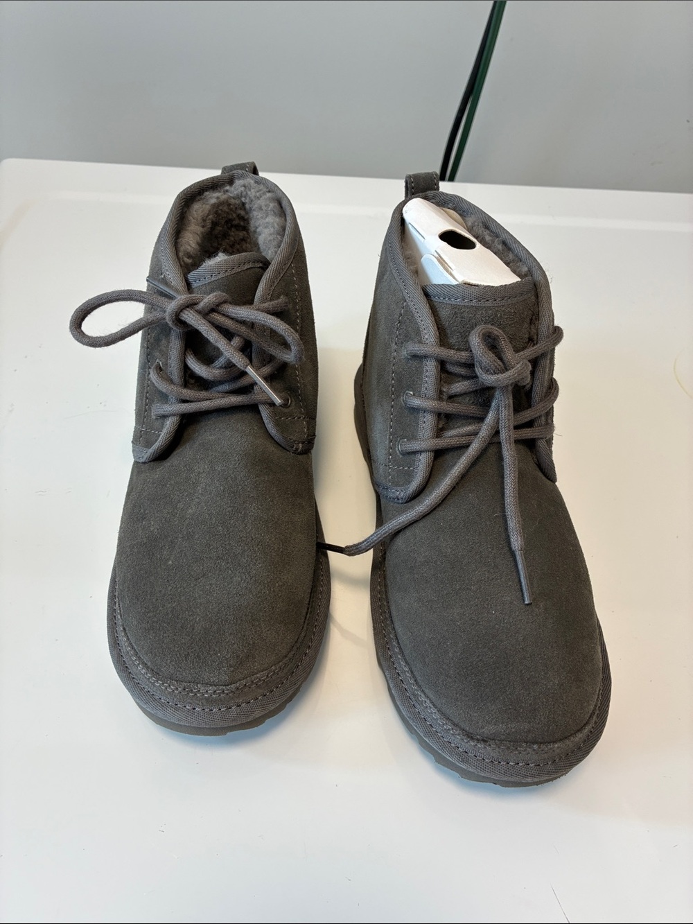 NWOT UGG Kids Suede Lace-Up Ankle Boots in Charcoal SIZE 4